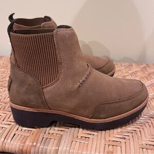 UGG Brown Suede Slip on Kees Boots Size 6.5